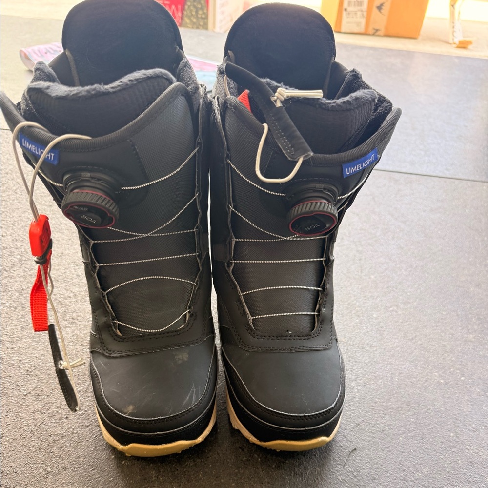 Burton Black Snowboard Boots with Red Accents